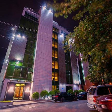 Capitol By Umbrella Hotel Tbilisi Exterior foto